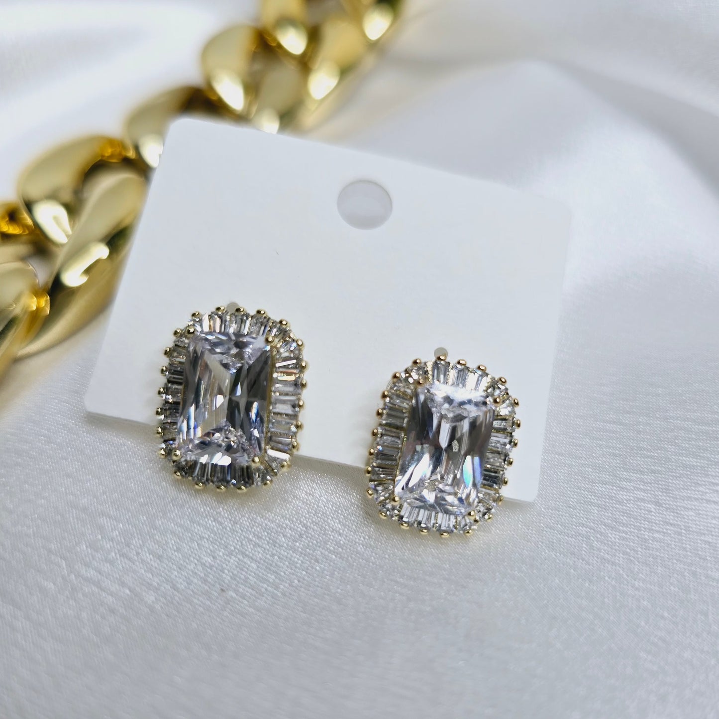 18k gold filled medium earrings with big rhinestone AR0017