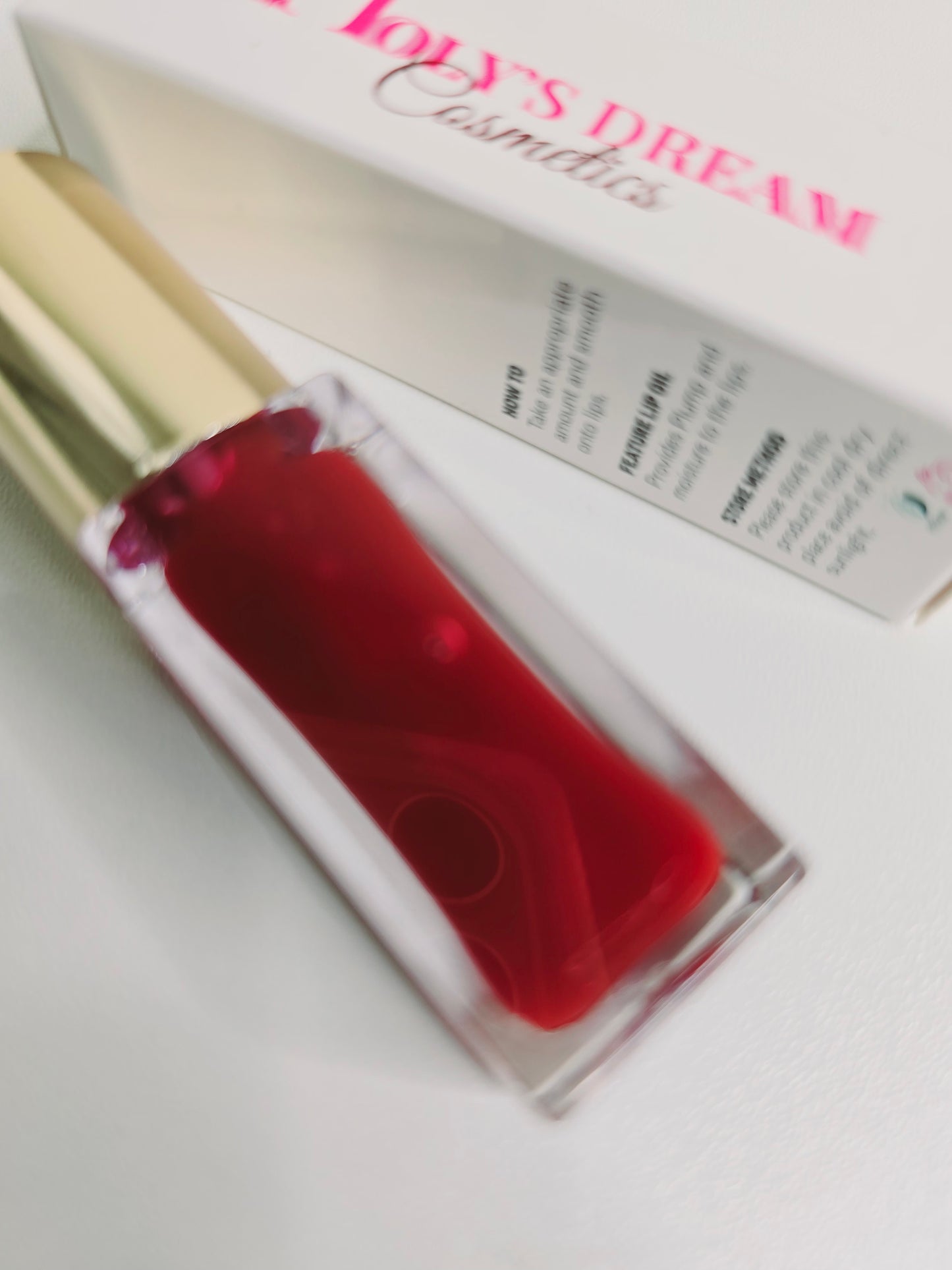 Cherry Lip Oil filler effect