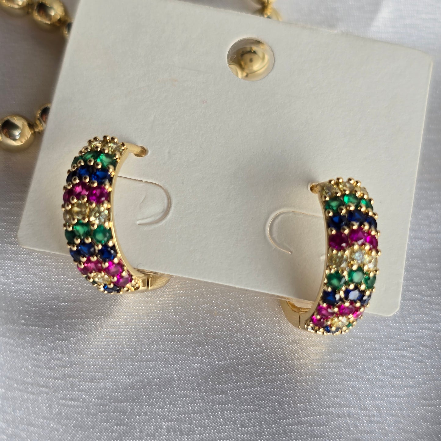 18k gold filled medium multicolor earring with rhinestone AR0017