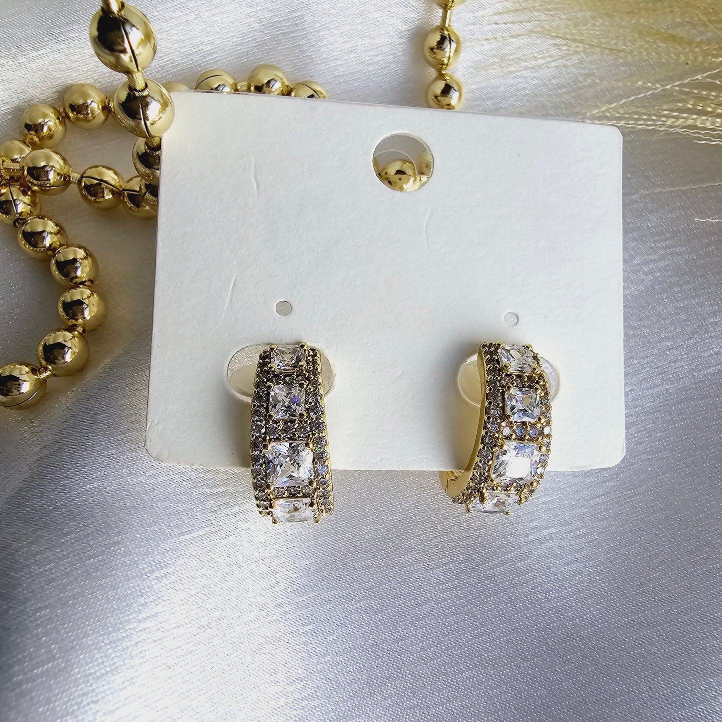 18k gold filled medium ring with rhinestone AR0015