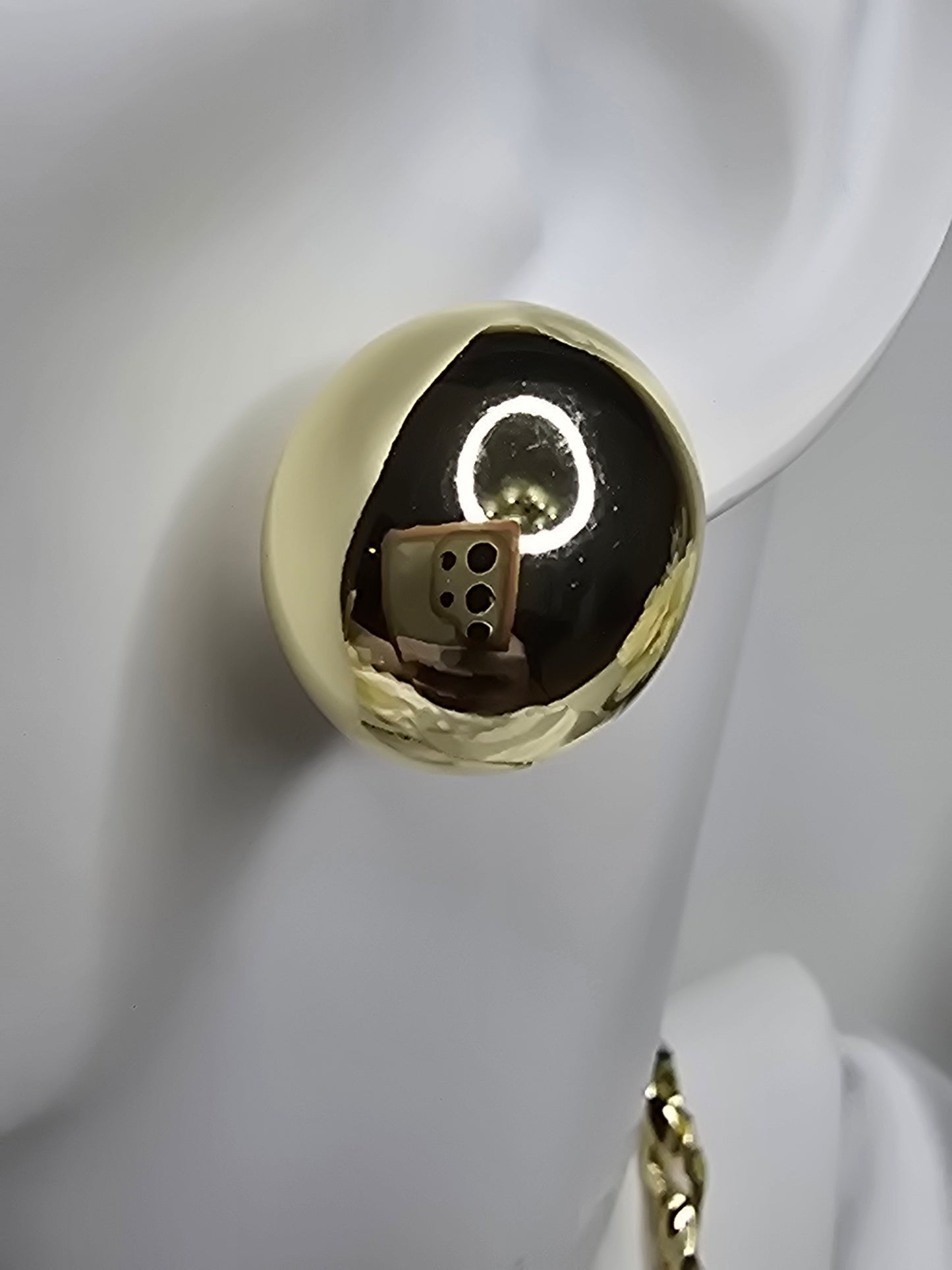 Medium Minimalist high quality medium ball earrings plian AR0050