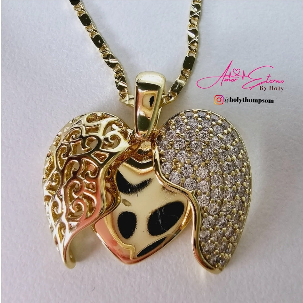 Cadena con corazon de alas AE002