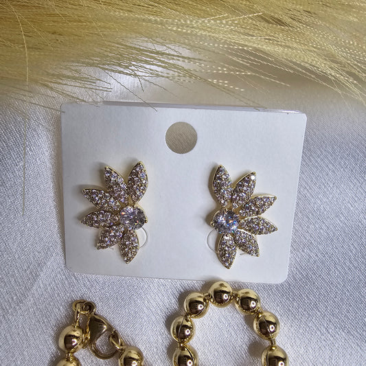 18k  gold filled  earrings medium size with rhinestone AR0037